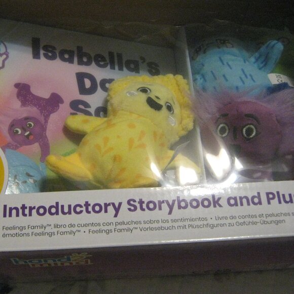 NWT Isabella's Day at School with 5 Plushies and Joy Doll and Pillow - Picture 14 of 15